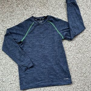 Tek Gear dry Tek long sleeve shirt. Boys small